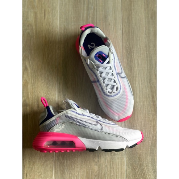 Nike Air Max 2090- CZ3867-101 - Picture 2 of 8